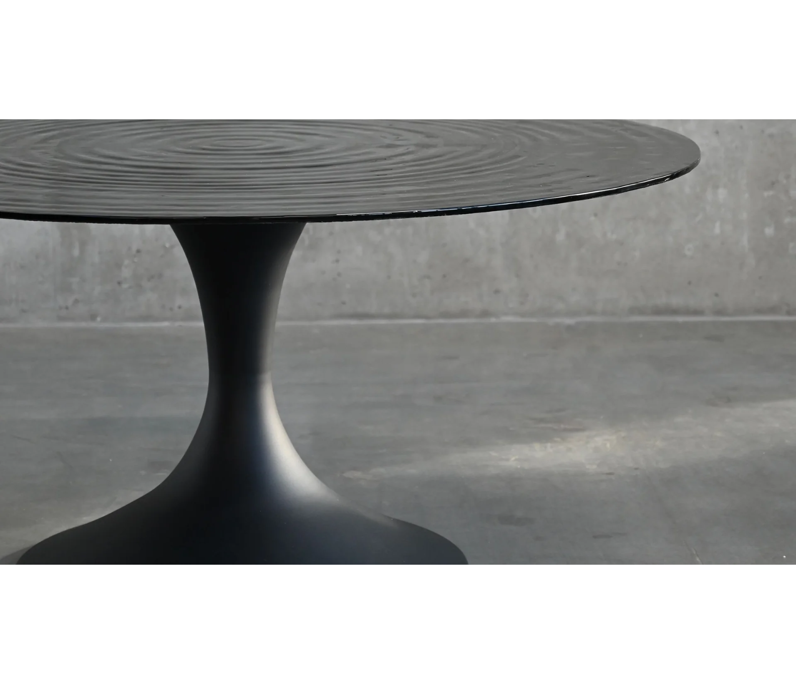 Halo Dining Table - Black Modern