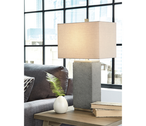 Amergin Table Tamp