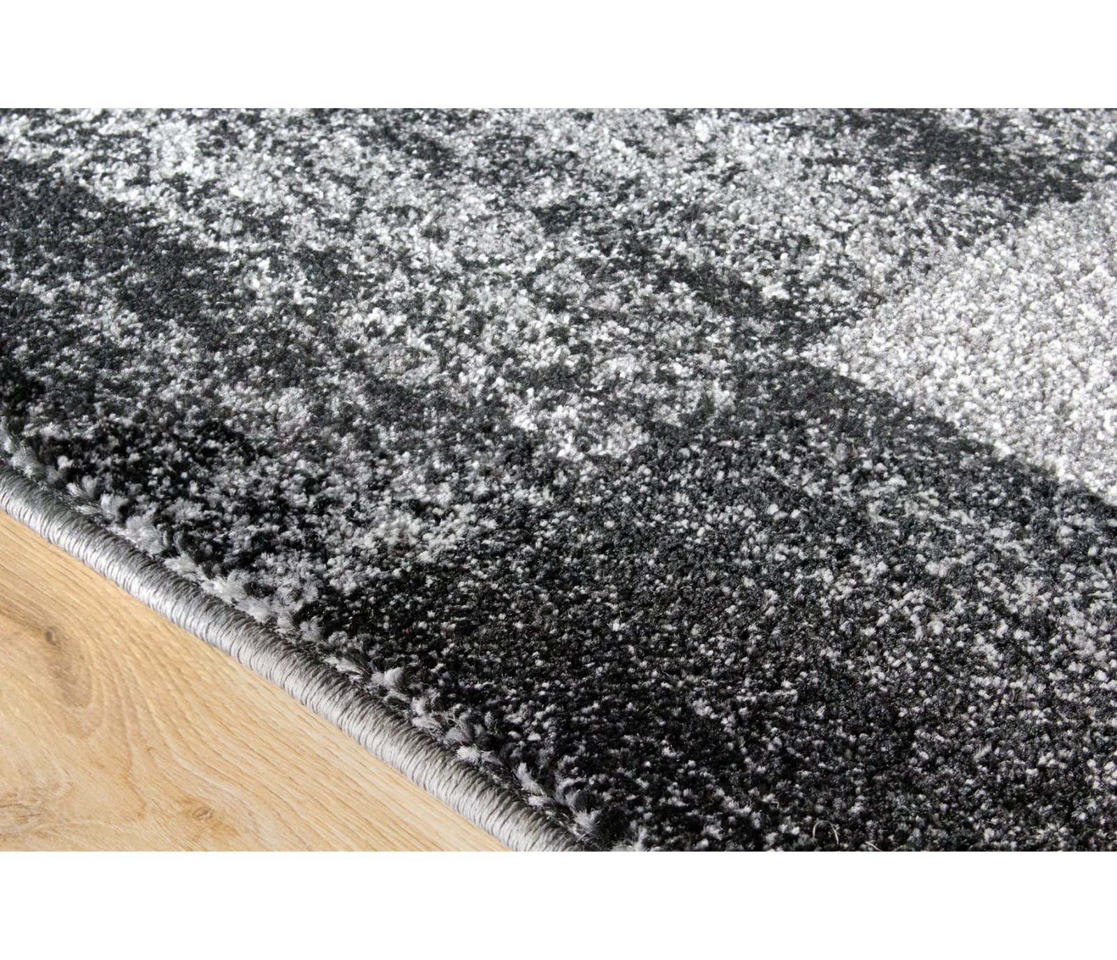 Freemont - Area Rug - Grey / Red