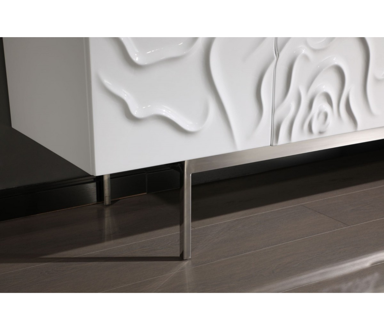Rose Buffet - White